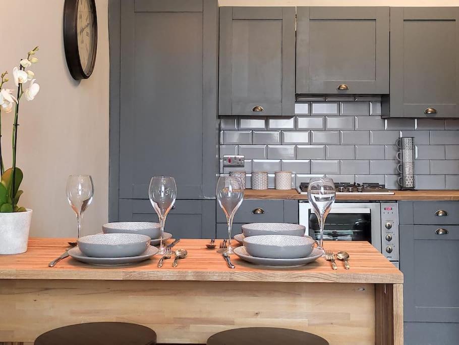 Beautiful Georgian New Town 2 Bed Apartment EDI Exterior foto