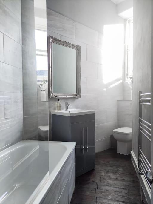 Beautiful Georgian New Town 2 Bed Apartment EDI Exterior foto